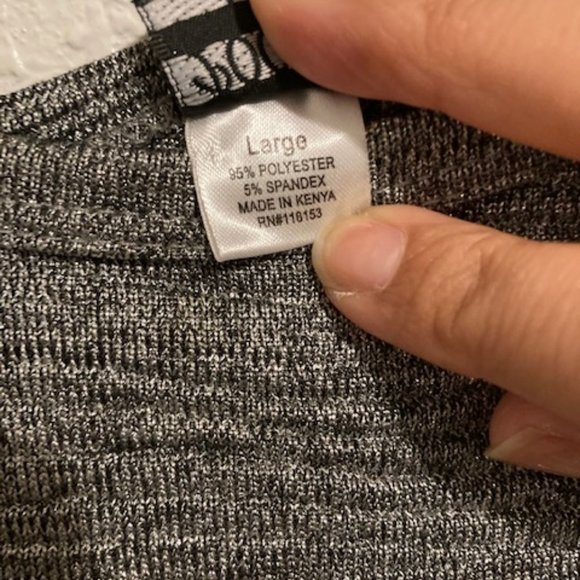 Gray Poof top - Picture 3 of 4